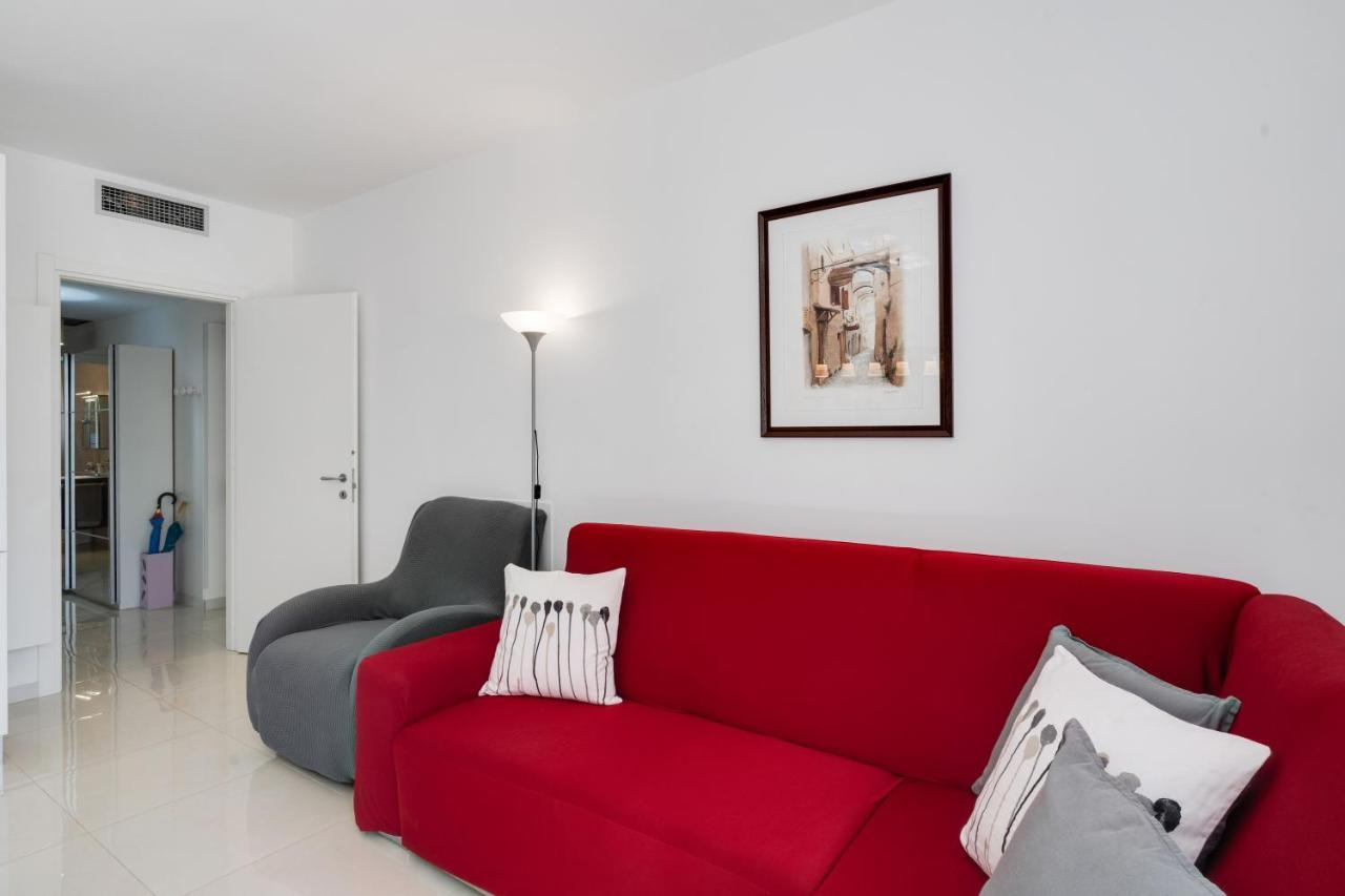 Apartamento Sanremo Flat With Private Parking And Netflix Exterior foto