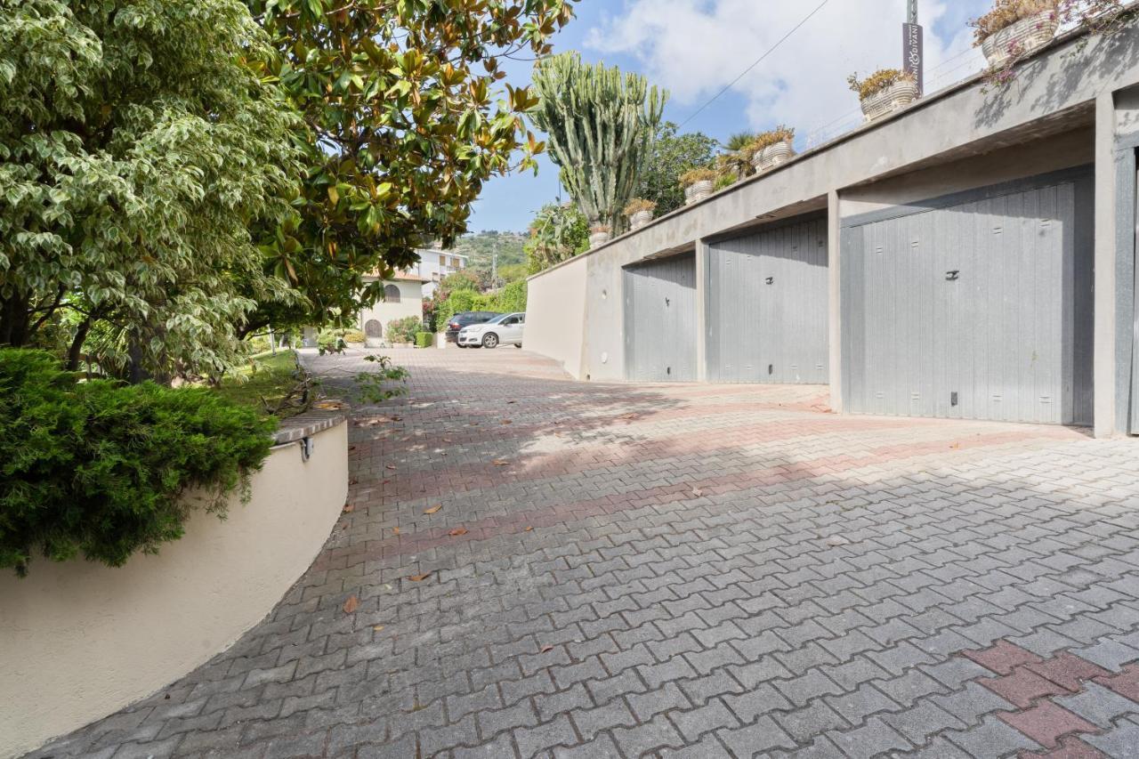 Apartamento Sanremo Flat With Private Parking And Netflix Exterior foto