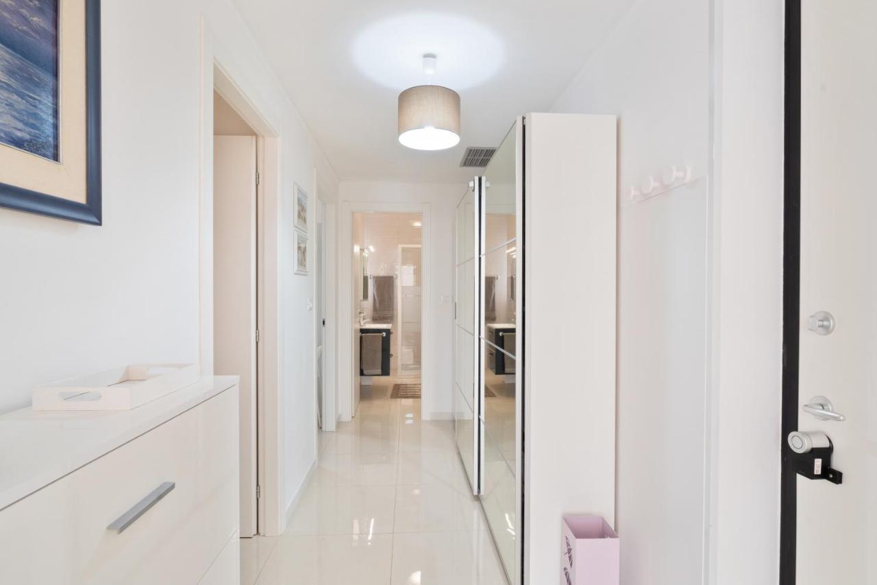 Apartamento Sanremo Flat With Private Parking And Netflix Exterior foto
